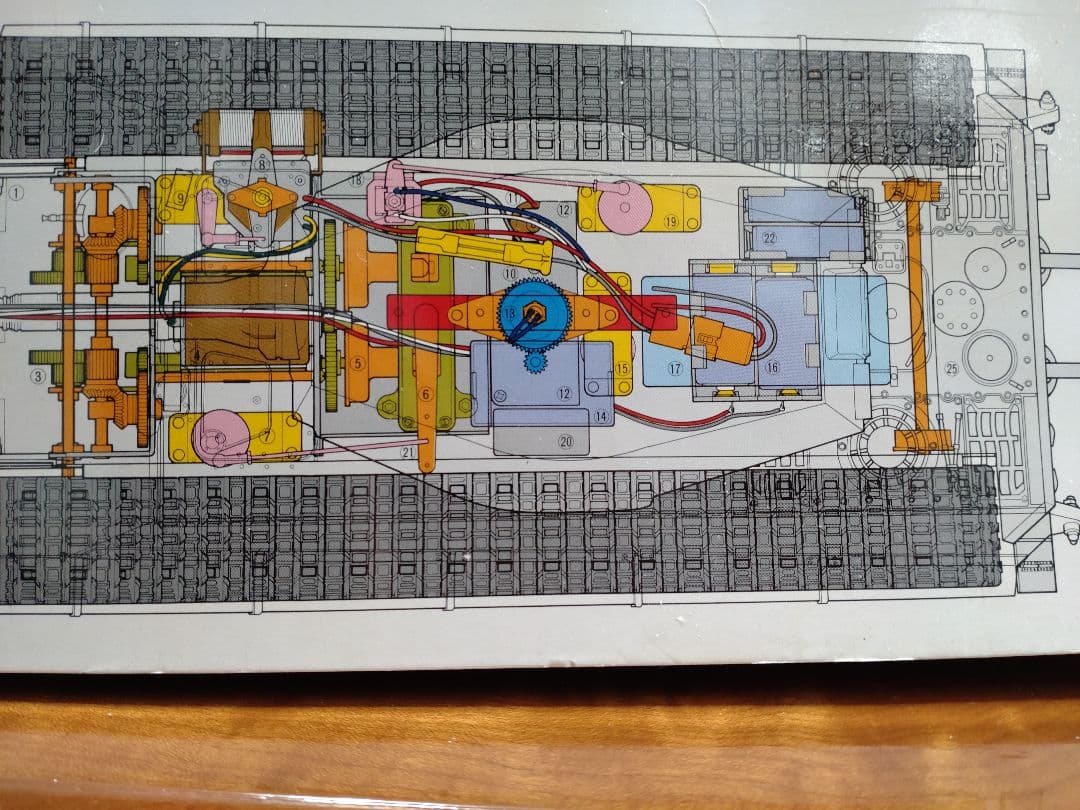 【タミヤ】新品❣ ラジオコントロールタンクシリーズ№４ キングタイガー 1/16