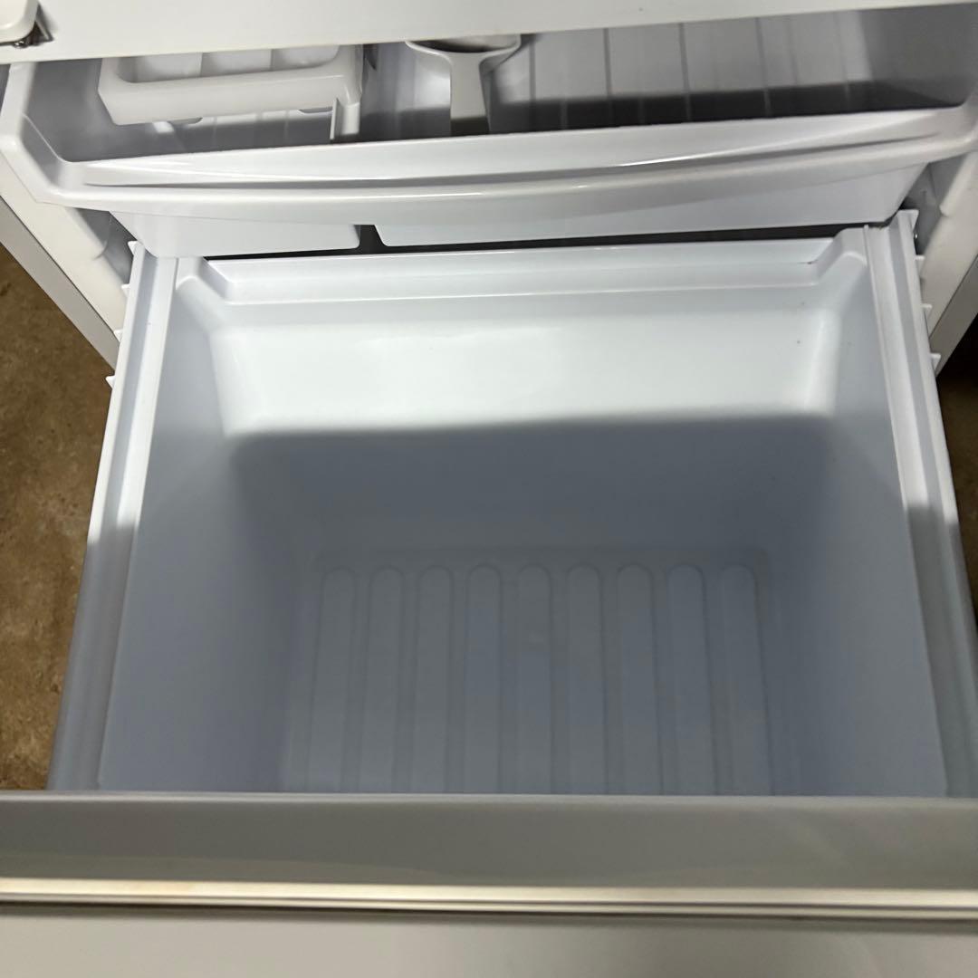 値下げ‼️【東京23区送料無料‼️】SHARP 冷蔵庫140L 2019年製