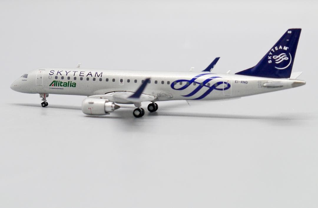 アリタリア・シティライナー ERJ-190 EI-RND 1/400