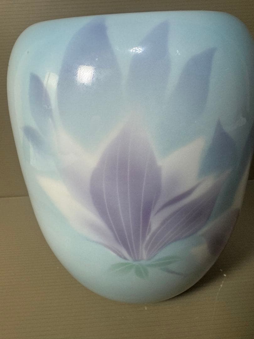 2581 深川製磁 木蓮 花瓶
