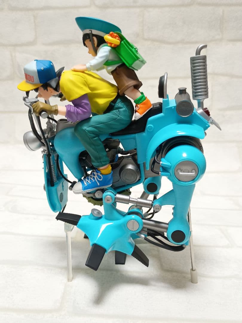 【ジャンク品 台座無し】 ドラゴンボール 一番くじ メカフィギュア 悟空 悟飯