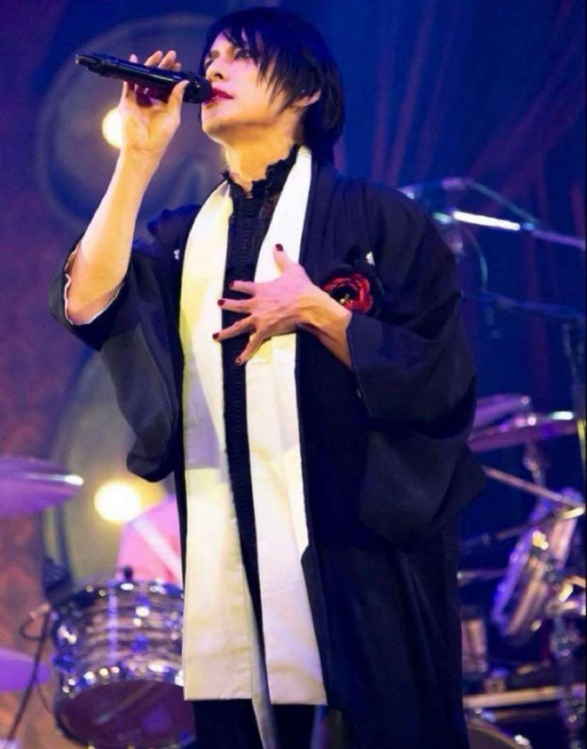 BUCK-TICK あっちゃん コサージュ 赤 - メルカリ