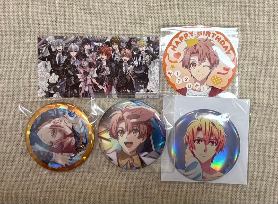 アイナナ 和泉三月 缶バッジセット＋特典 - メルカリ