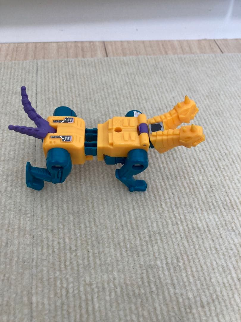 トランスフォーマー テラートロン 追撃兵 シナーツイン　レア