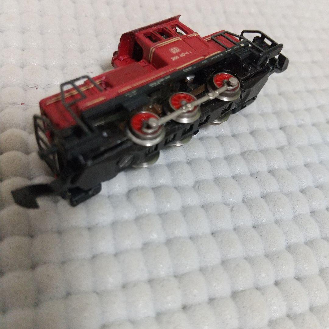 超精密！Marklin mini-club ディーゼル機関車＆客車2両／Zゲージ