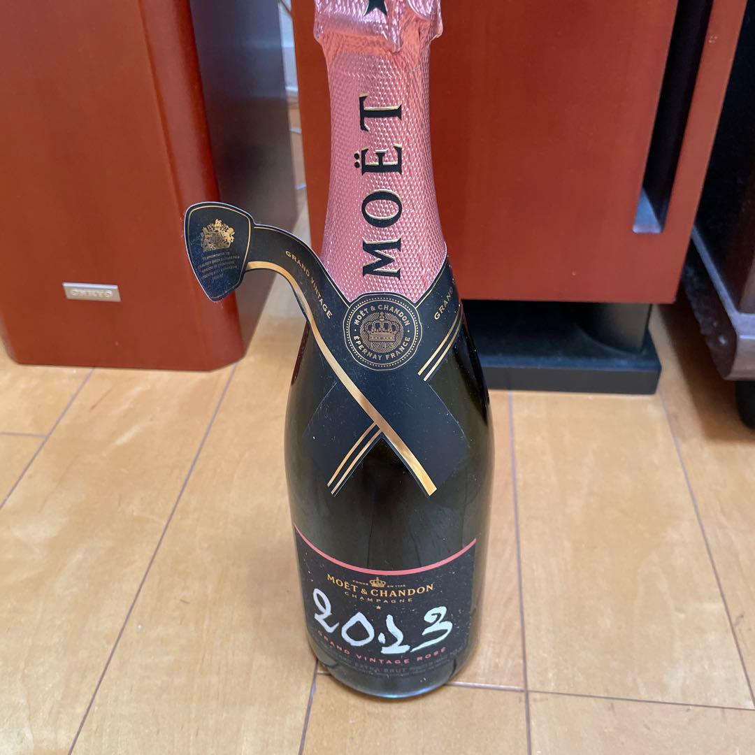 ゴルフコンペの景品で頂きました。 お酒が飲めないので出品します。 ゴルフコンペの景品で頂きました。 お酒が飲めないので出品し