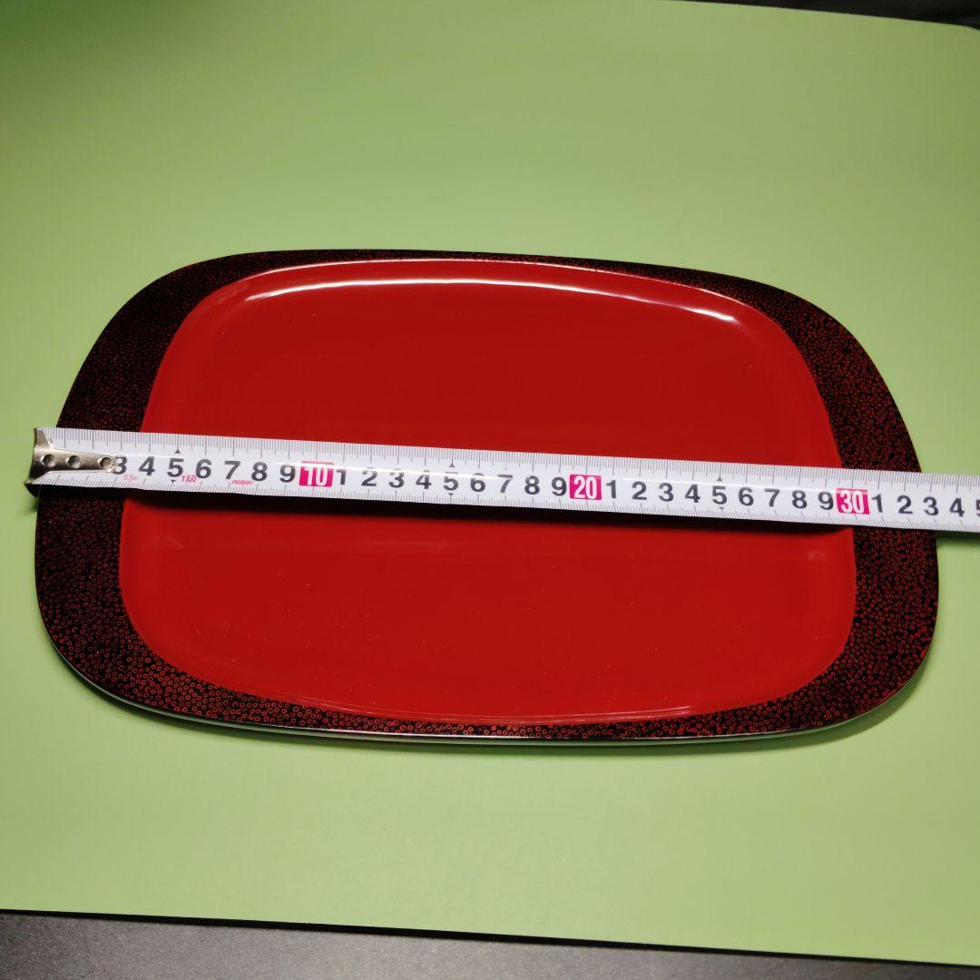 津軽塗 盆 漆塗 天然木 赤い漆器の四角形の盆