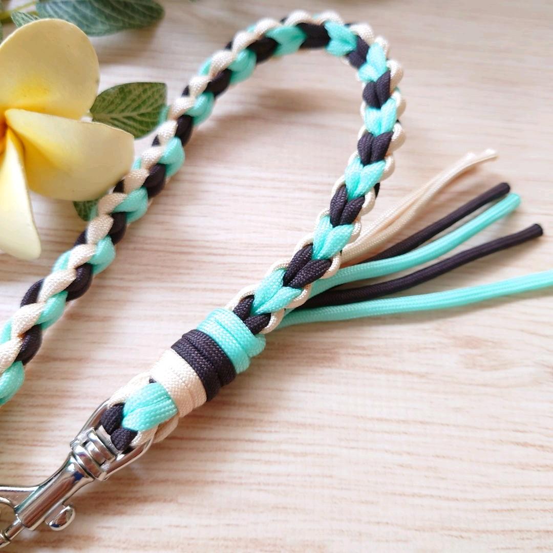 パラコードリード カフェリード ハート編み タッセル付 №071 ストア