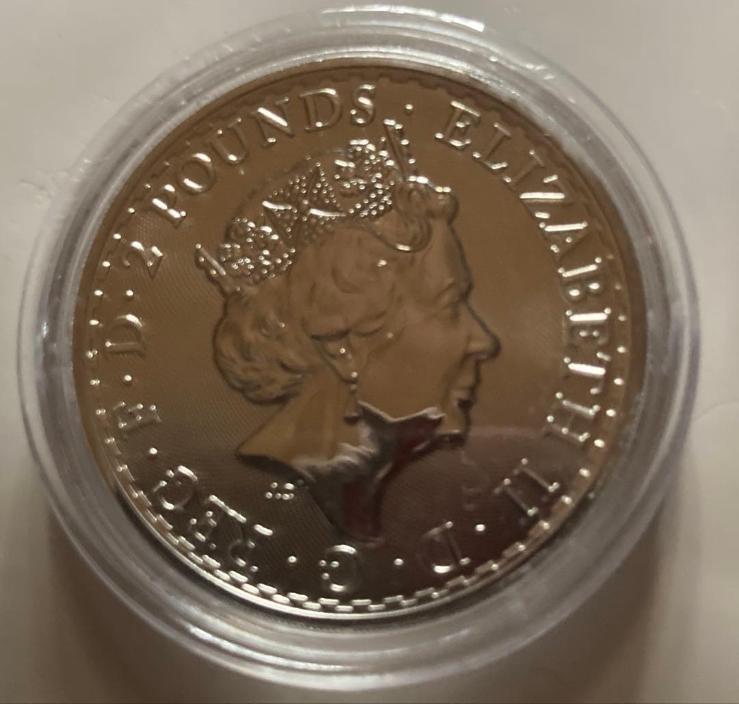 2018 新品イギリス ブリタニア銀貨1オンス (39mmクリアケース付き