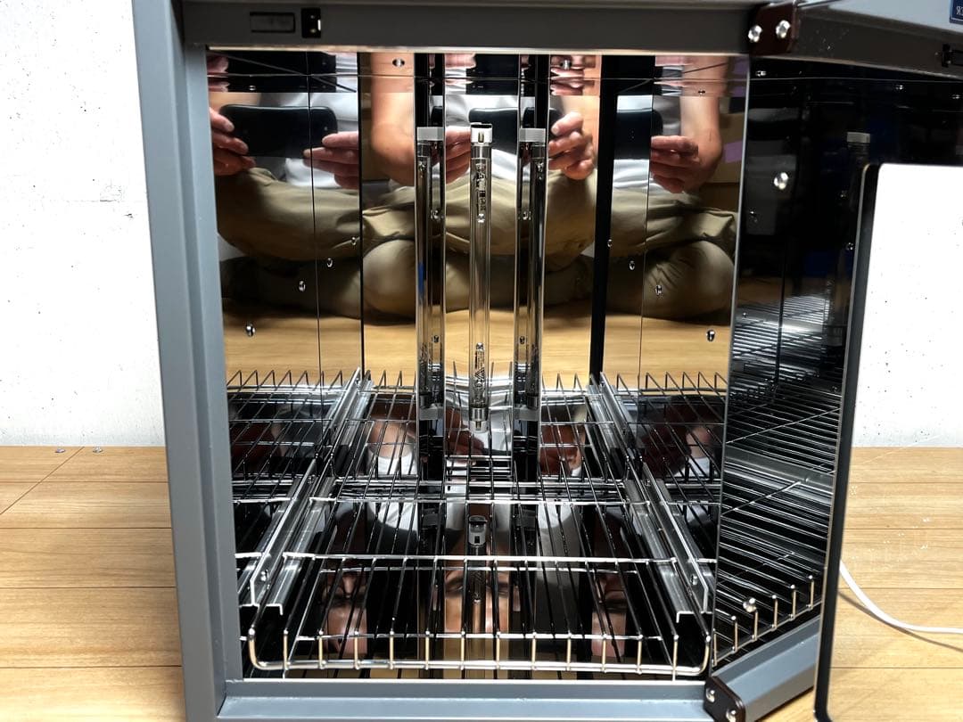 紫外線殺菌消毒保管庫クリーンエックスUN-100(棚一段) 日鈑工業