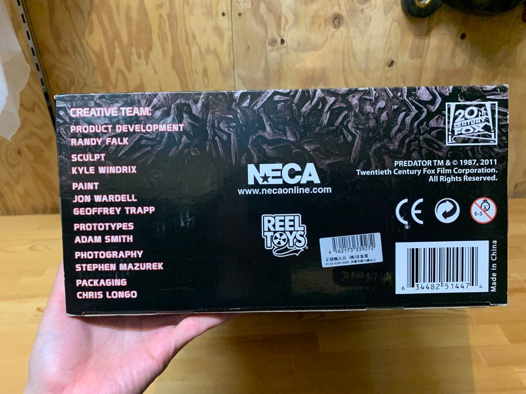 NECA プレデター PREDATOR 1/4スケール フィギュア 【未開封】