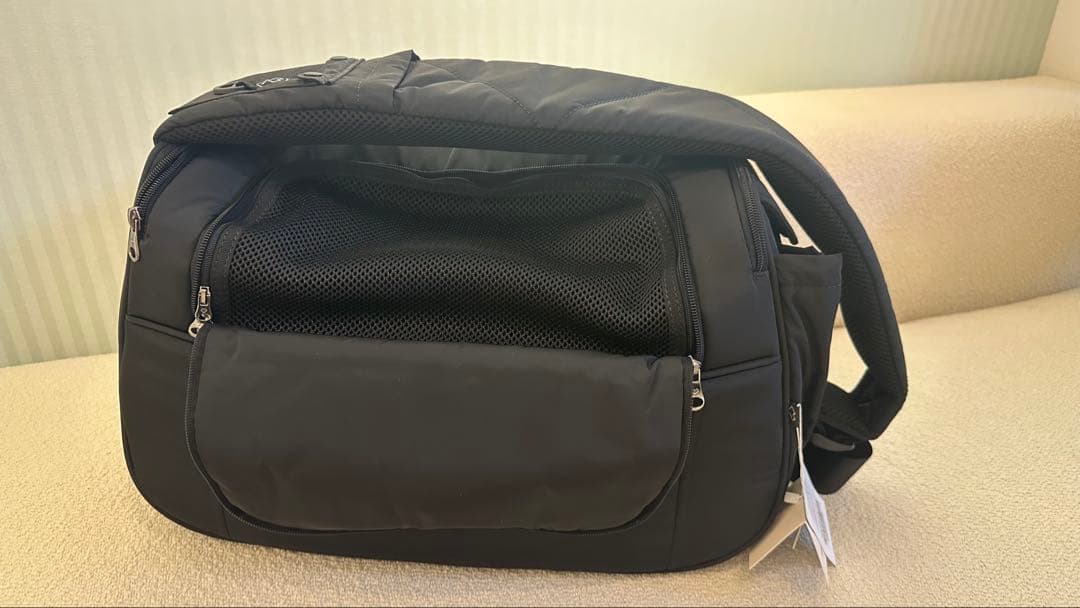 新品未使用！6月末まで出品予定キャリーバッグ・スリングM（ブラック