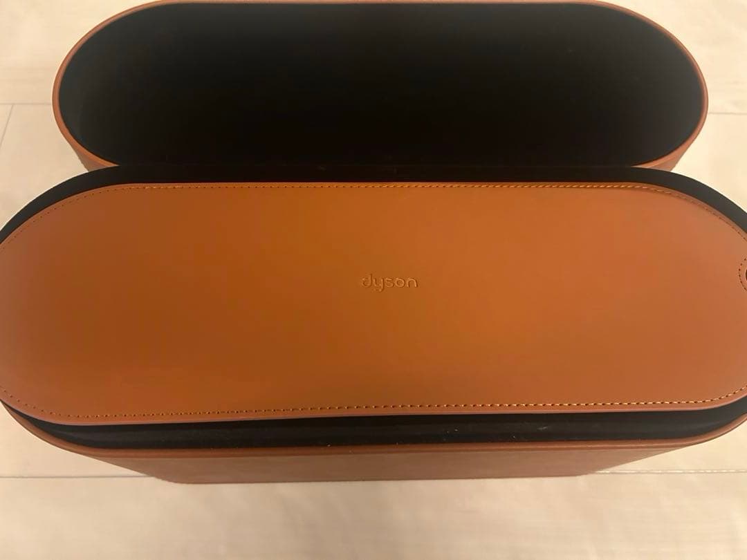 Dyson Airwrap HS01 アタッチメント全てあります