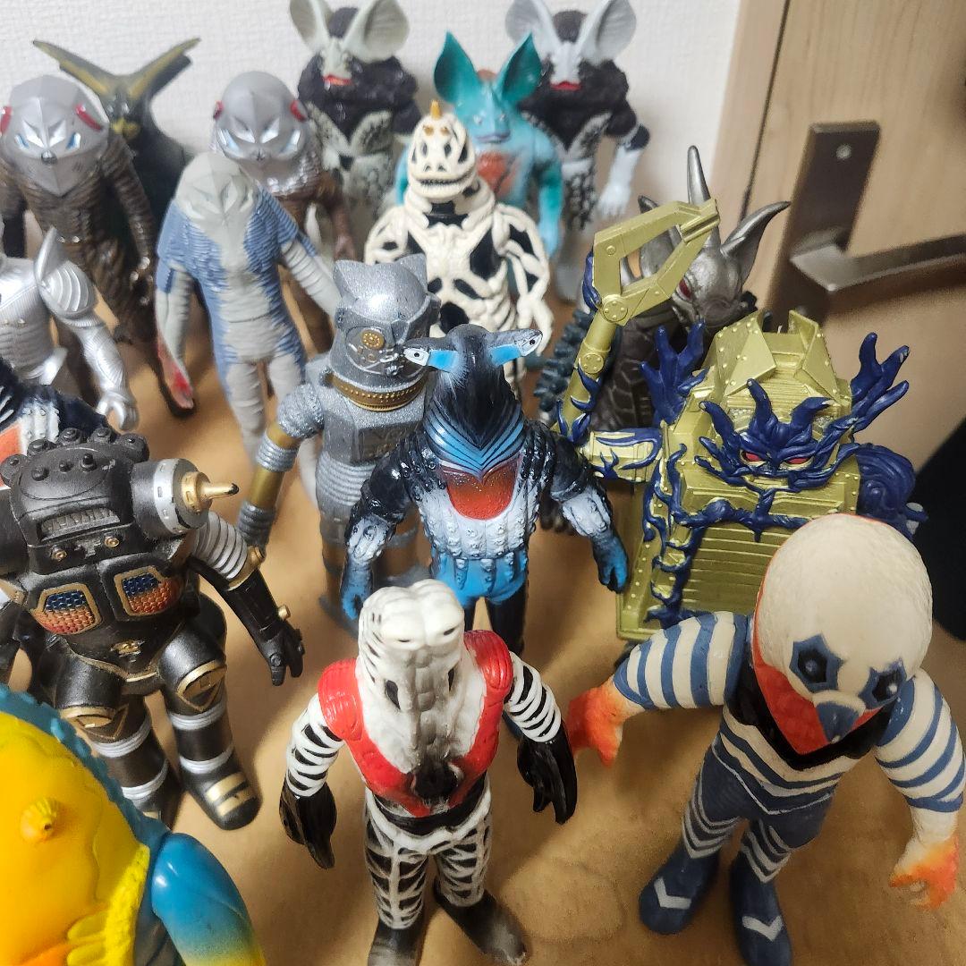 ウルトラマン怪獣ソフビ28体セット フィギュア