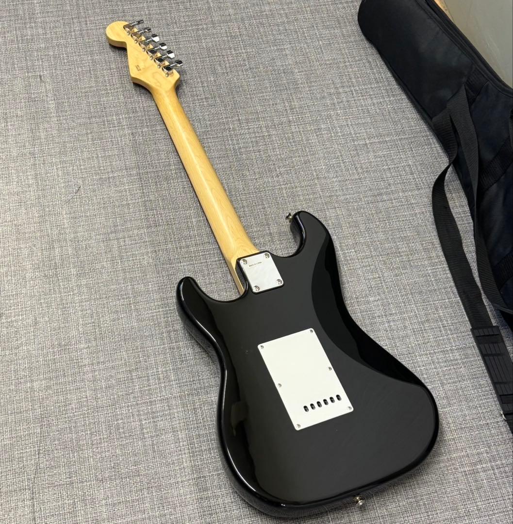 BUSKER'S BST-2H エレキギター ストラトタイプ 黒 バスカーズ