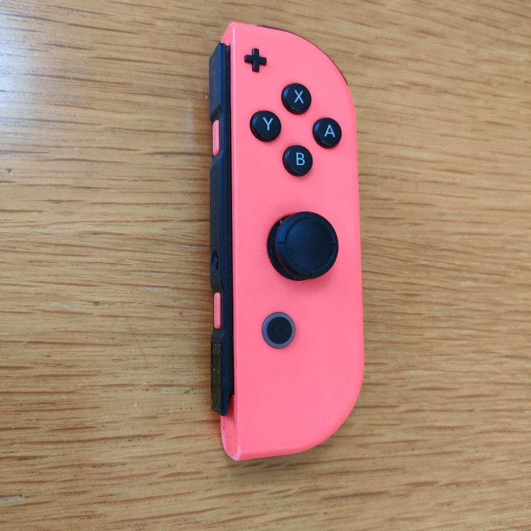 Nintendo Switch 本体　ジョイコン３個