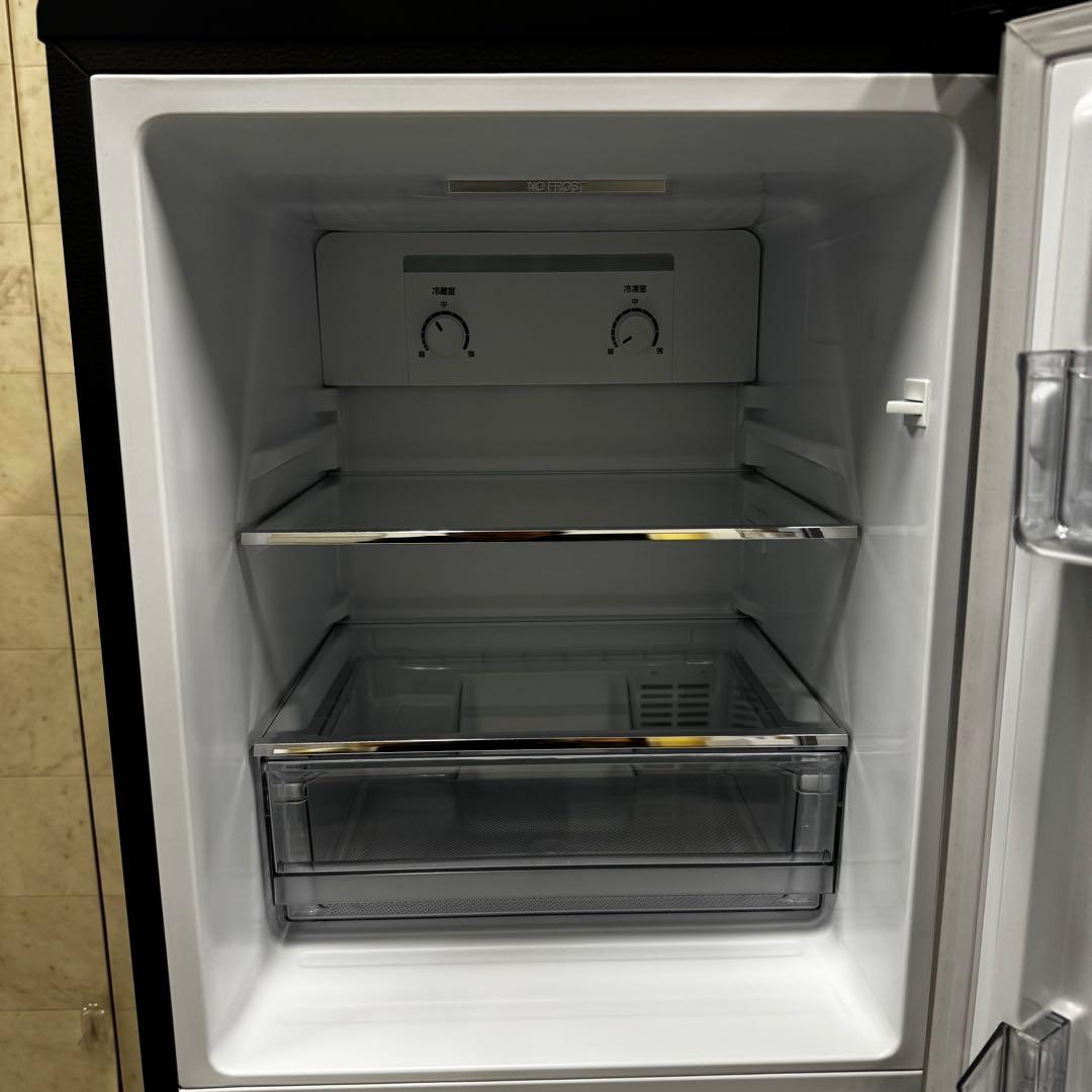 【配送・設置無料‼️】美品‼️ハイアール 冷蔵庫 148L 25年製