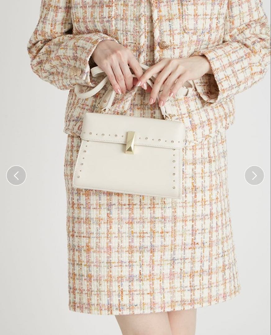 セルフォード　リュタン　ビジュースタッズポシェット　Mサイズ　アイボリー