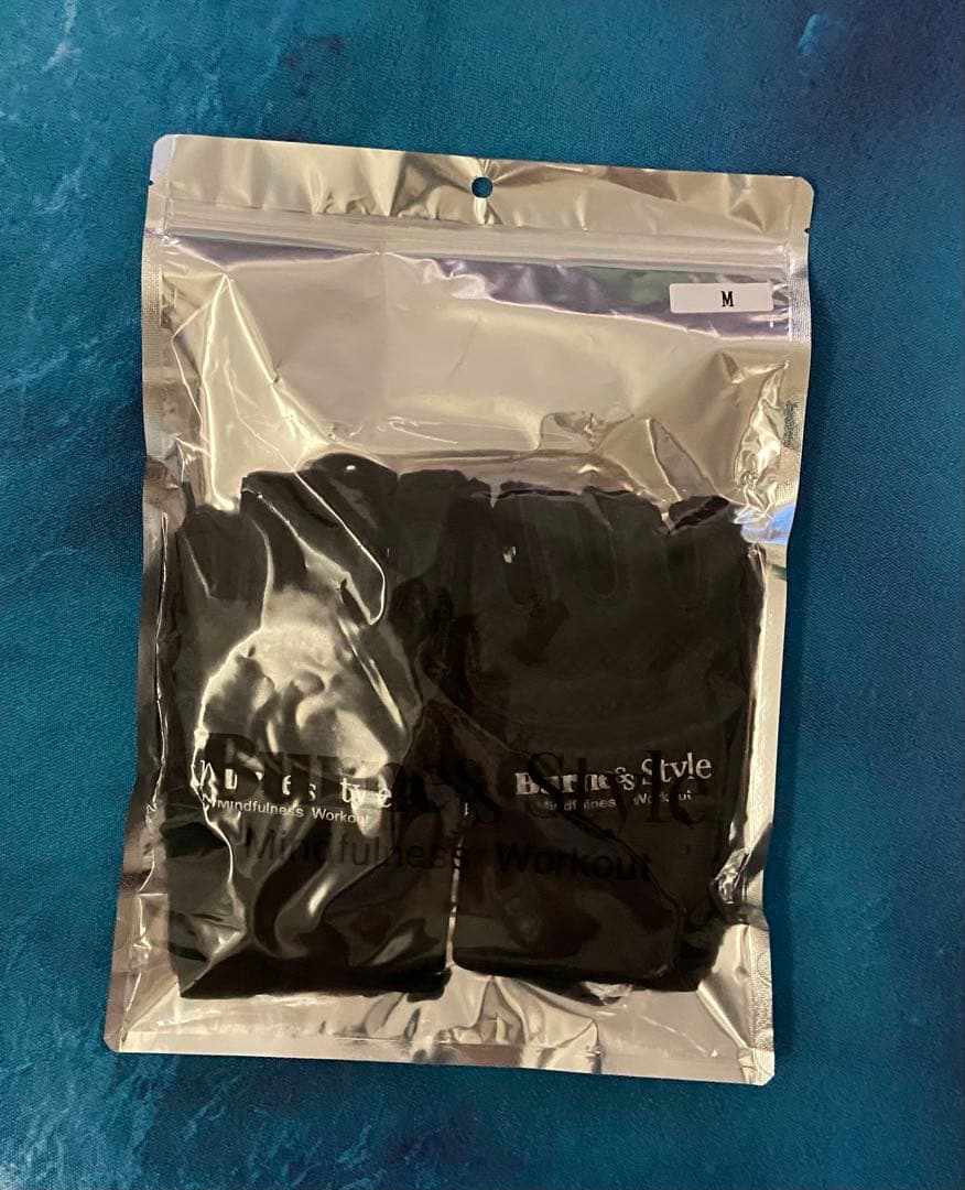 Burnes Style グローブシューズセット Mサイズ ☆新品、未開封