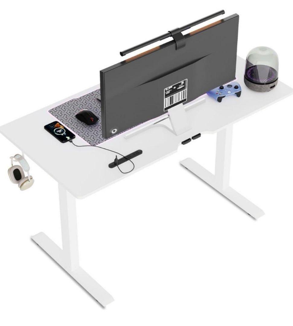 電動昇降式デスク　机　ゲーミングデスクUSB・コンセント付　120x60cm