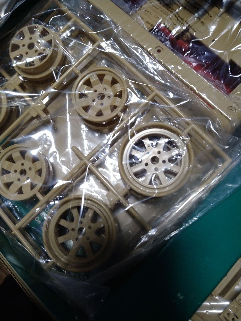 タミヤ TAMIYA 1/12 ランボルギーニ チーター 組立途中 （ジャンク）