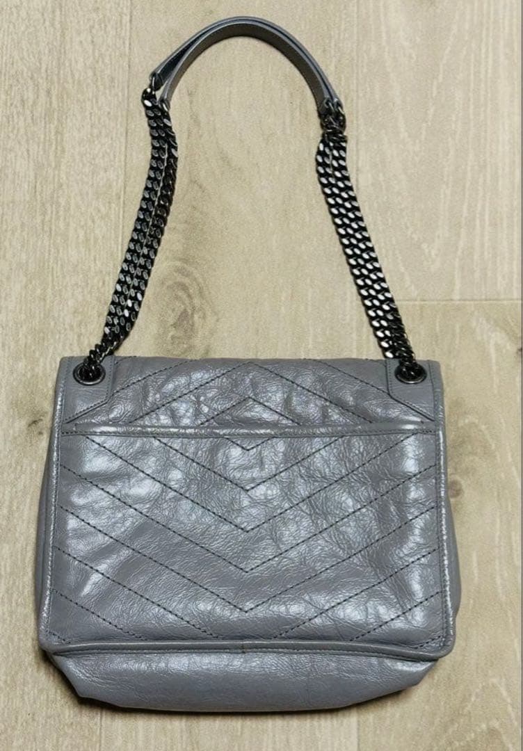 S*h様 サンローランニキ　ミディアム　スライドチェーンバッググレー