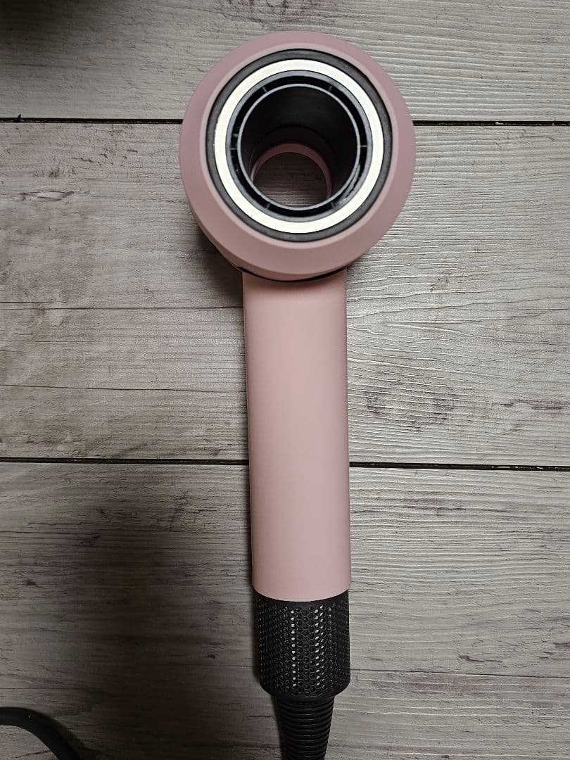 週末限定　新品シリコンカバー付　ダイソン　メンテナンス済み　Dyson hd08