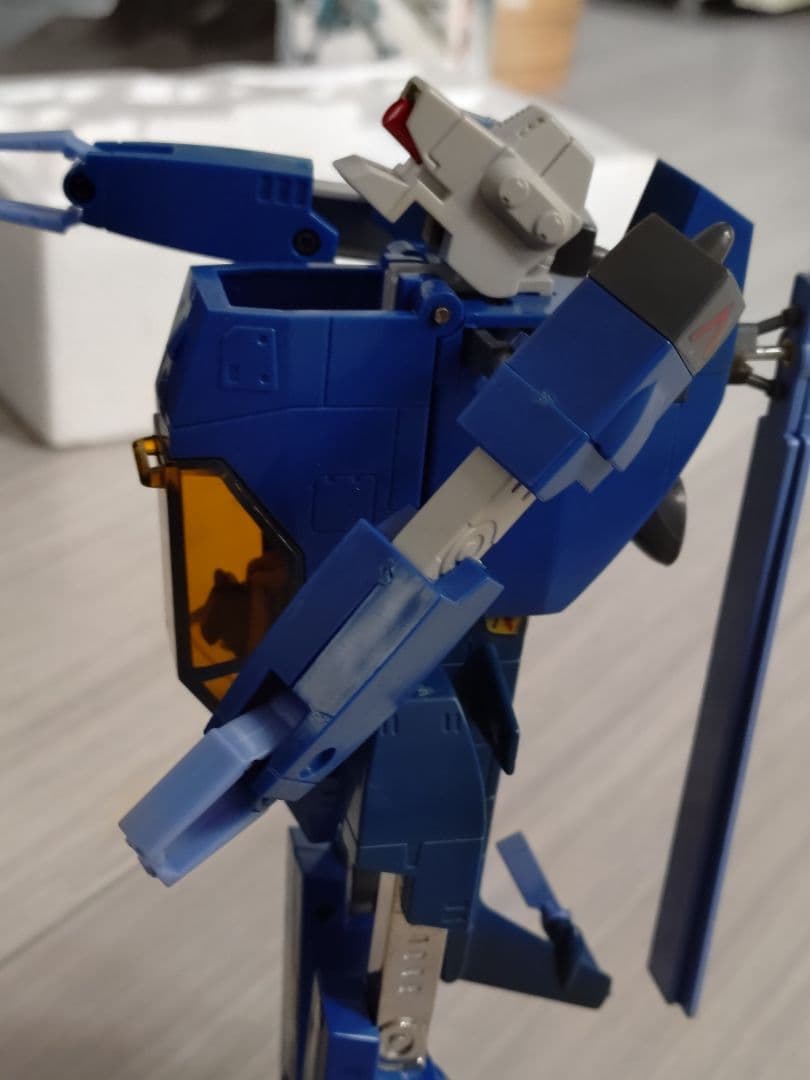 タカトクトイス オベロンガゼット 可変メカシリーズ 1/55 VH-64MR