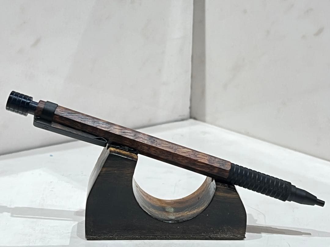 kk　STAEDTLER 2.0mm 八角軸 ハワイアンコア