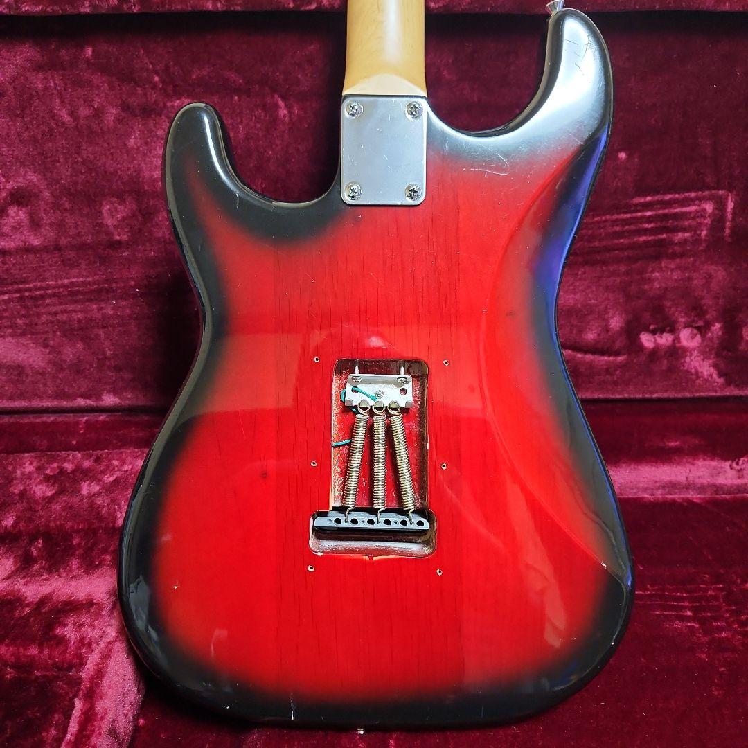 週末セール分解整備済みFender homage ストラトタイプ ワインバースト