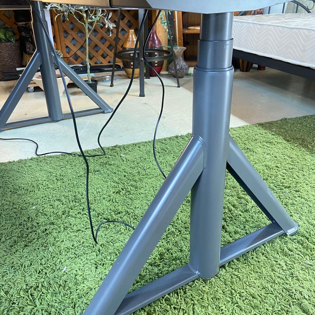 IKEA イケア⭐️IDÅSEN イドーセン デスク テーブル　昇降式　ブラック