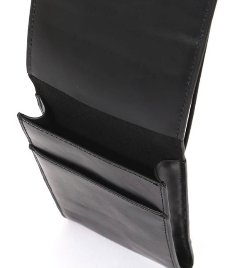 エトレトウキョウ ショルダーバッグ ブラック レザー レザーコードミニショルダー