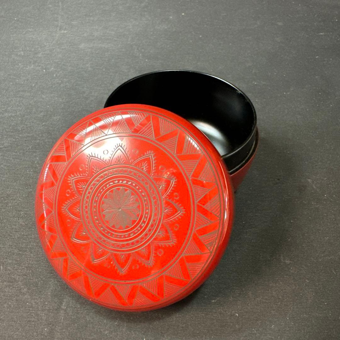 F56 送料無料 棗 キンマ彫沈金 平棗 光峰 木箱 茶道 朱漆塗