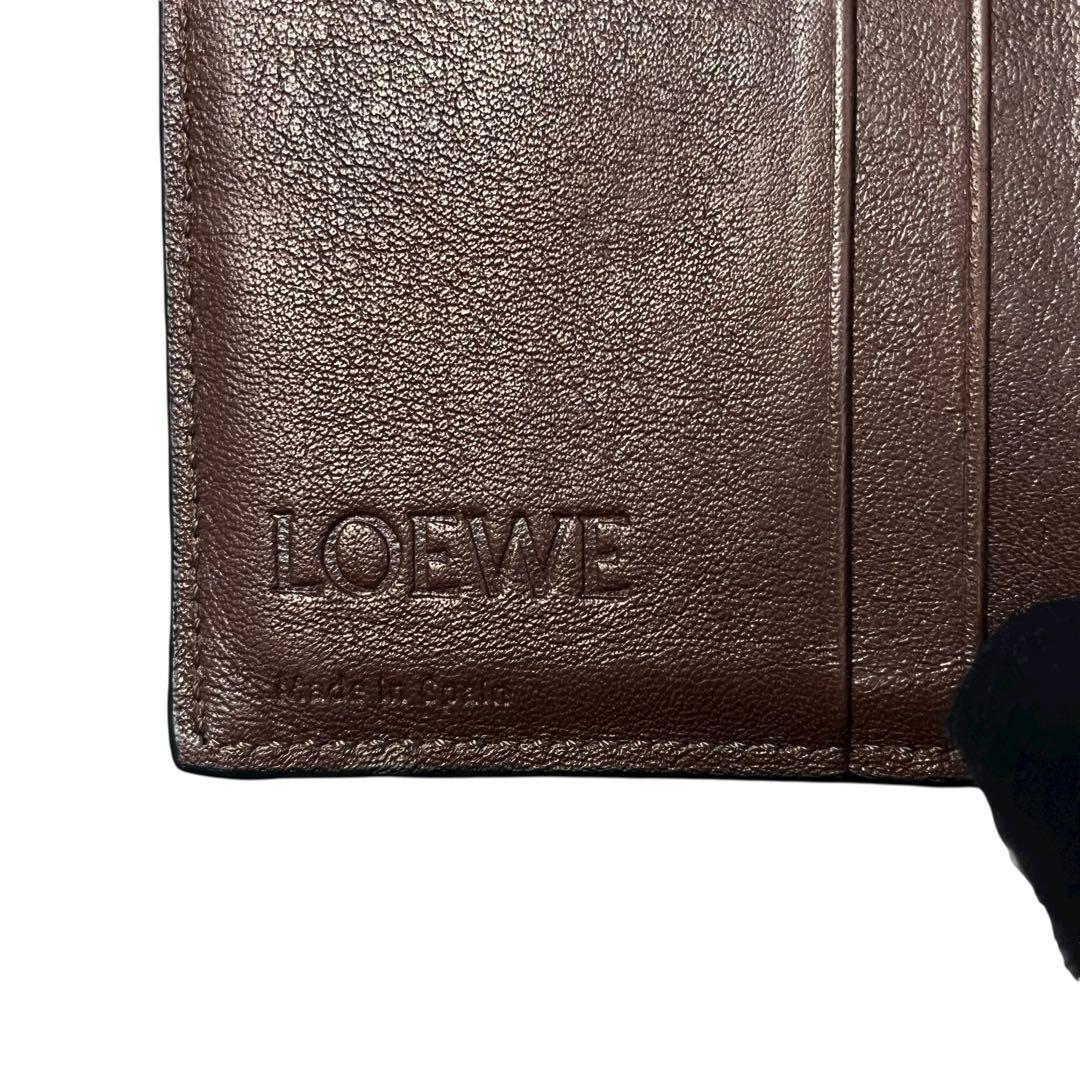 希少✨ロエベ バーティカルウォレット 二つ折り財布 アナグラム 型押し
