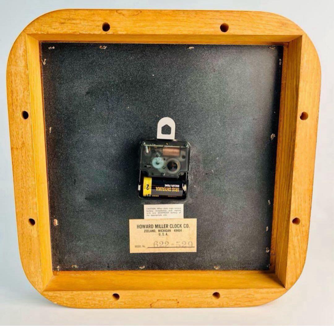 HOWARD MILLER 木製掛時計
