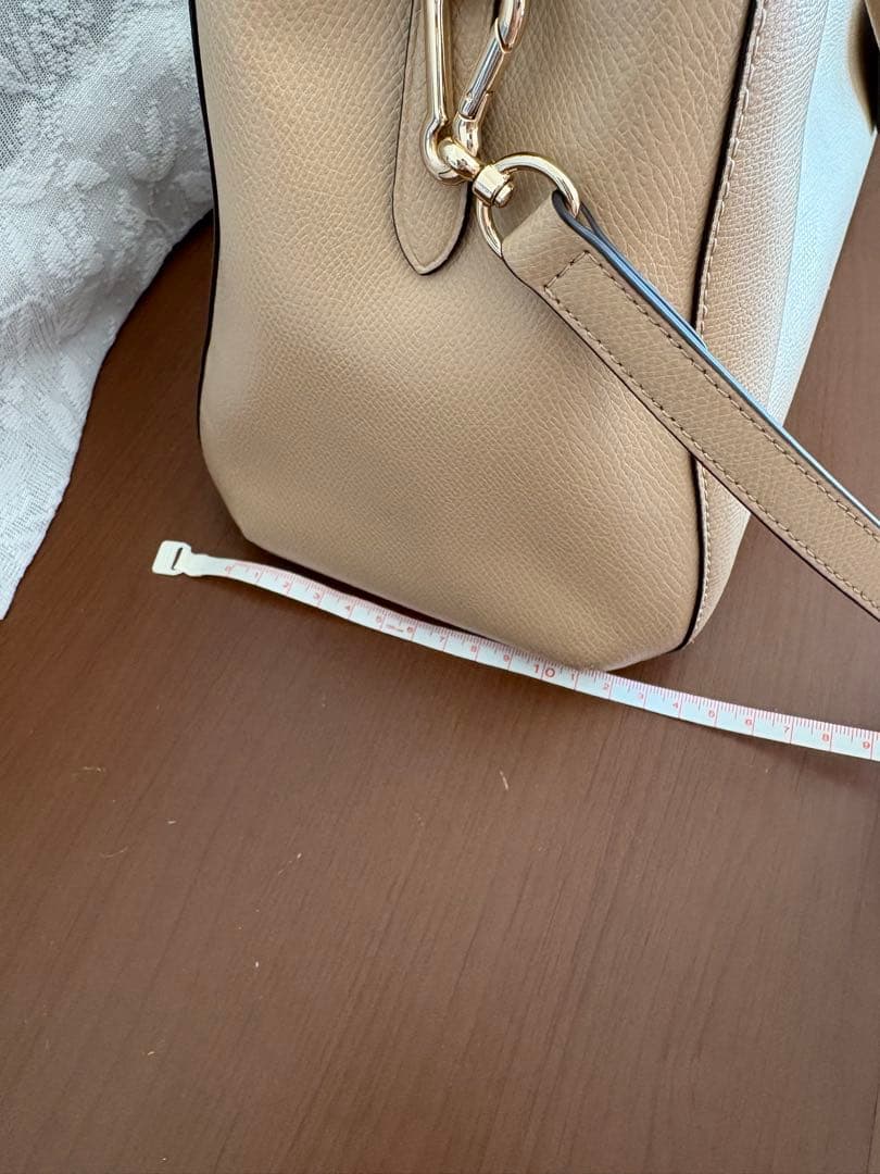 [極美品]GUCCI ベージュ バッグ