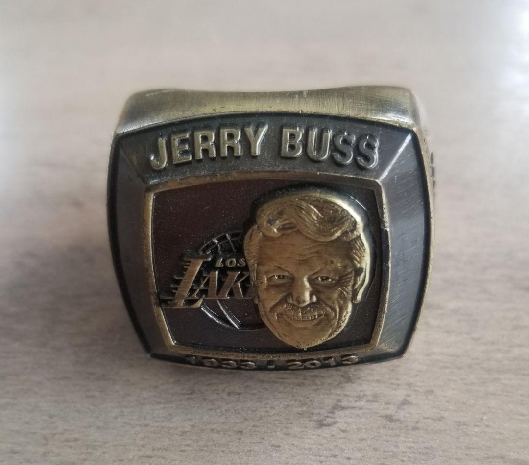 レイカーズ　LA Lakers JERRY BUSS 特大記念リング