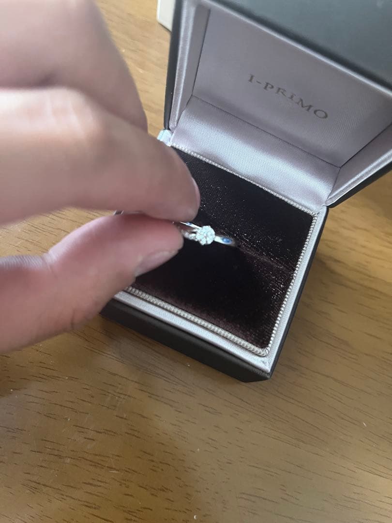 たま　I-PRIMO アイプリモ　婚約指輪 箱付き　9.5号