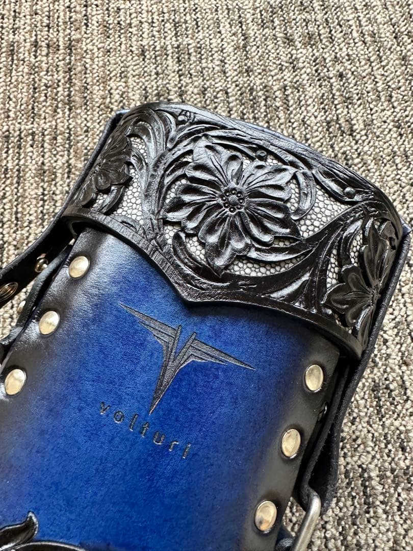 希少 新品未使用品 ハイエンドモデル ヴォルツーリ クロコダイル3 X 6