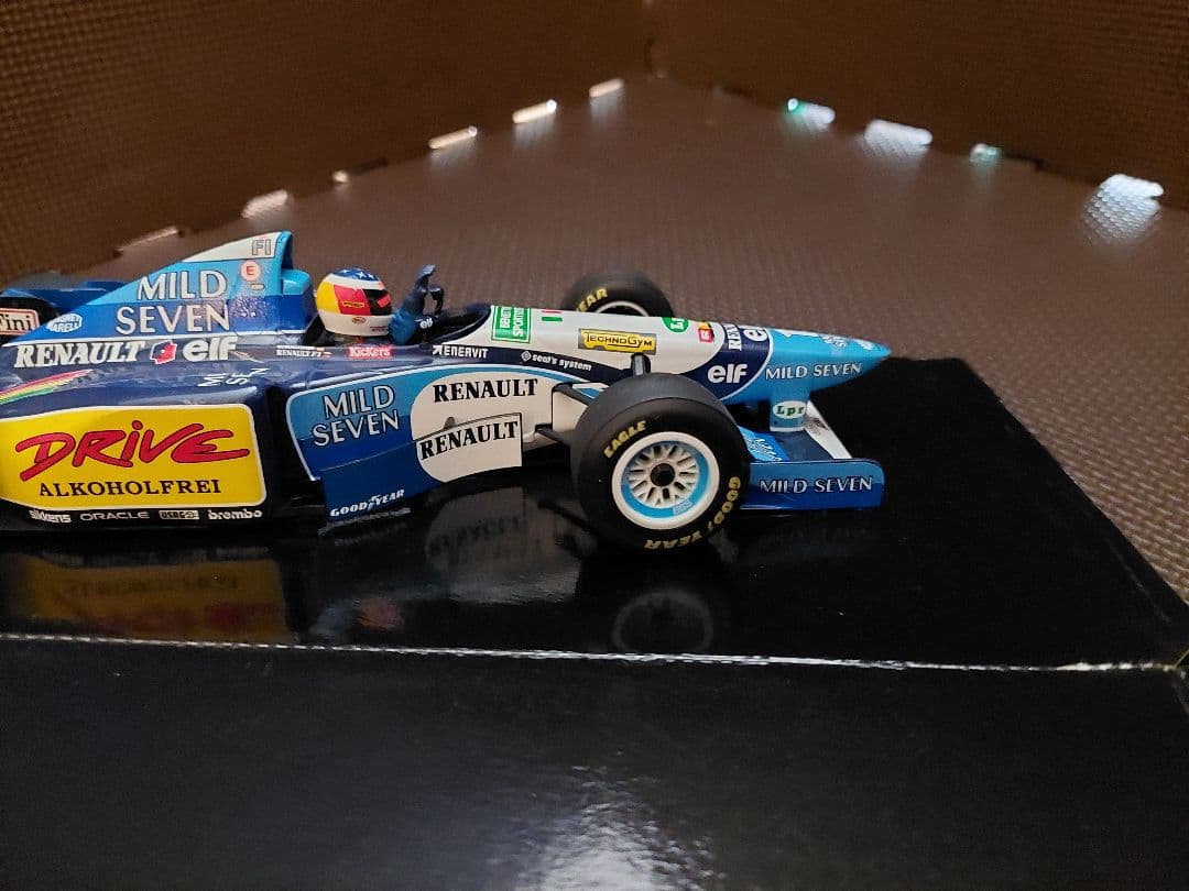 1/18 ベネトン B195 M・シューマッハ 1995 マイルドセブン