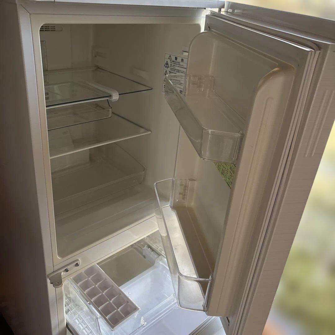 送料込2021年製 シャープ冷凍冷蔵庫 152L SHARP SJ-D15G-W