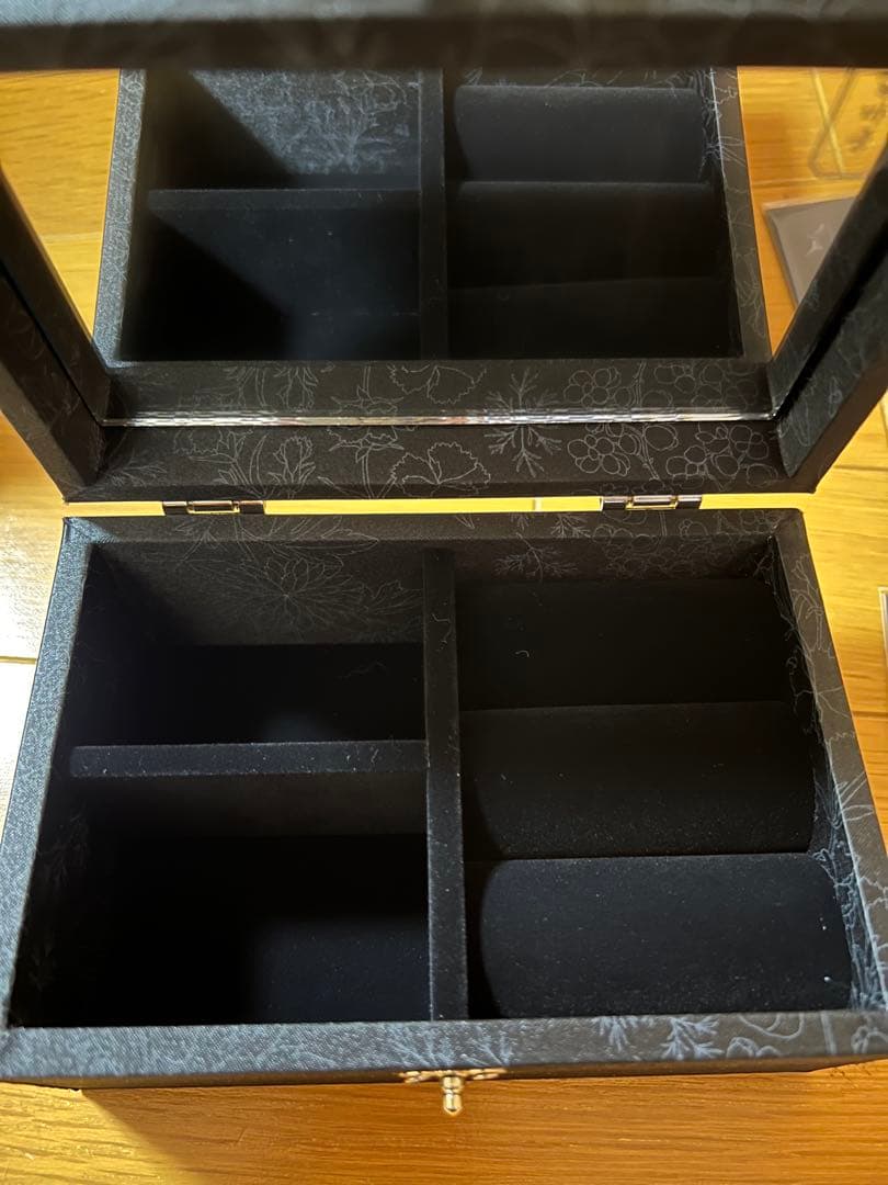 BTS ダルマジュン ジュエリーボックス