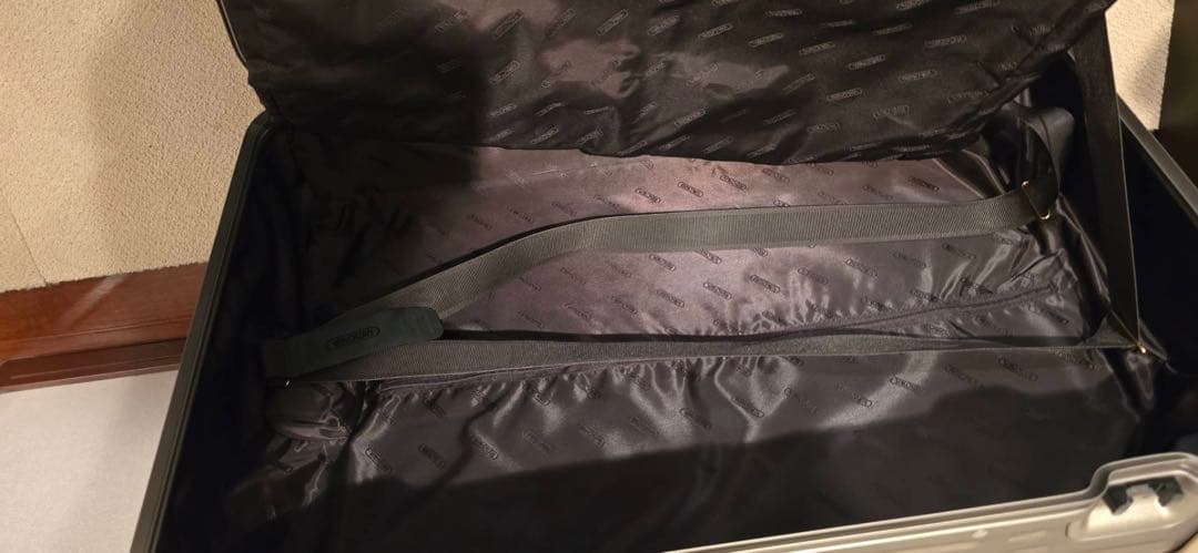 美品】RIMOWAトパーズチタニウム64L クラシックチェックインM リモワ