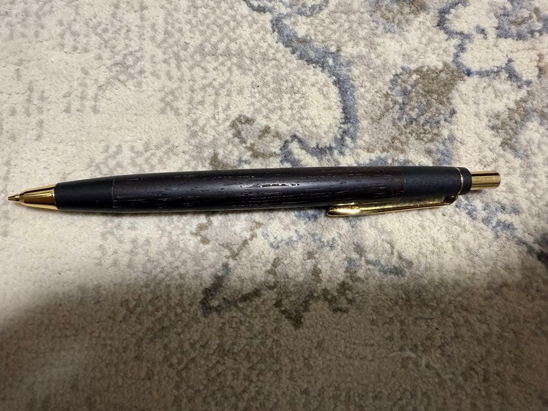 ラ*ウ様 野原工芸 シャープペンシル ハカランダ 旧型 ゴールド - メルカリ