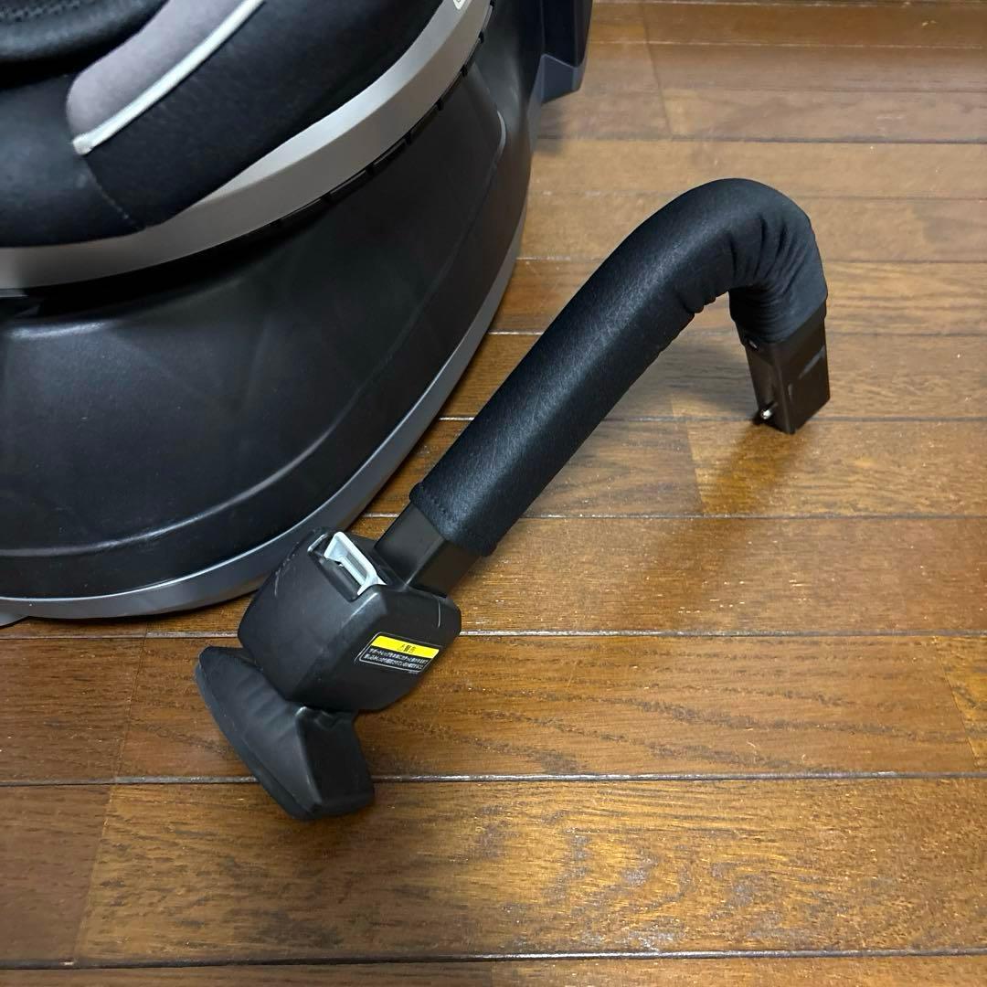 【良品】combi クルムーヴ スマート シートベルト固定 新生児OK