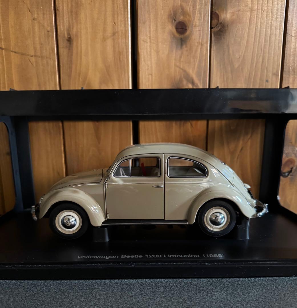 オートアート1/18 Volkswagen Beetle 1200