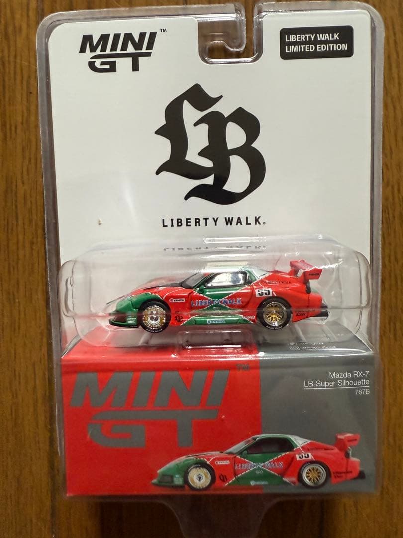 d*9様 LBWK 限定ブリスター miniGT AZ-1 RX-7 Count