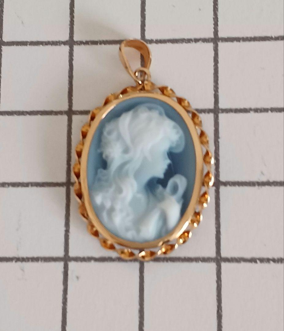 ブルーカメオ ペンダントトップ バチカン枠GOLD [最終お値下げです]