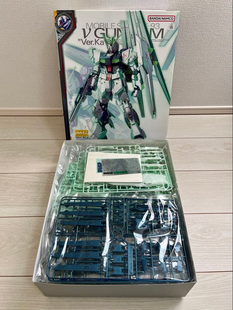 MG RX-93 νガンダム Ver.Ka サイコフレーム