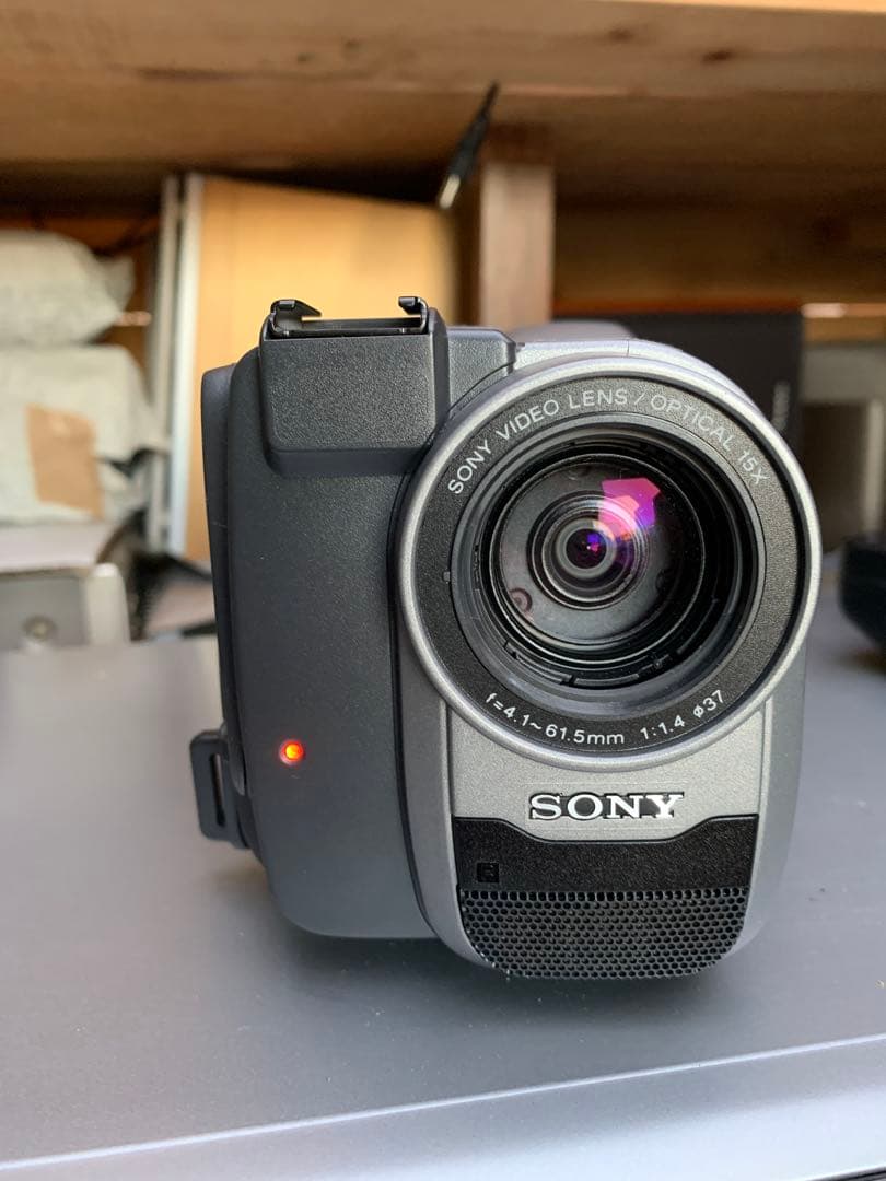 ☆SONYの液晶8ミリビデオカメラ・CCD-TRV20